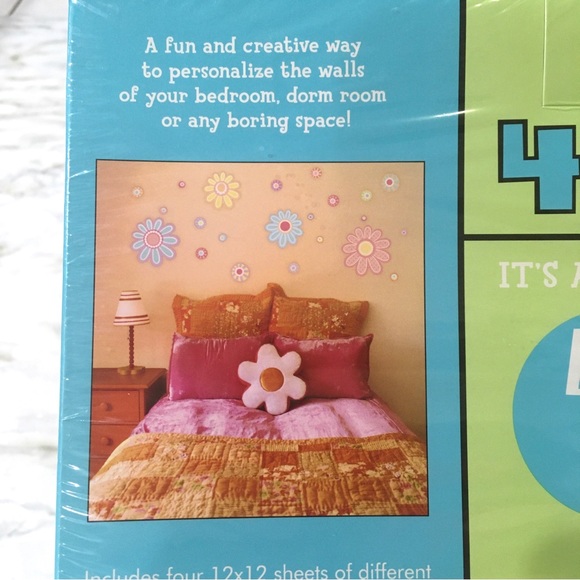 💝 Removable & repositionable wall stickers 💝 pastel flower design 12x12 sheets - Picture 3 of 7